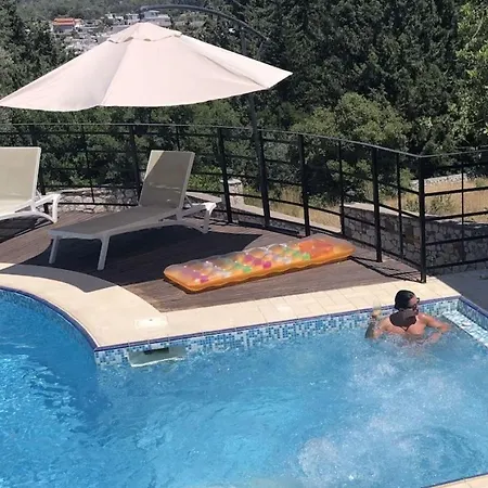 Aphrodite Rhodes * Pastida